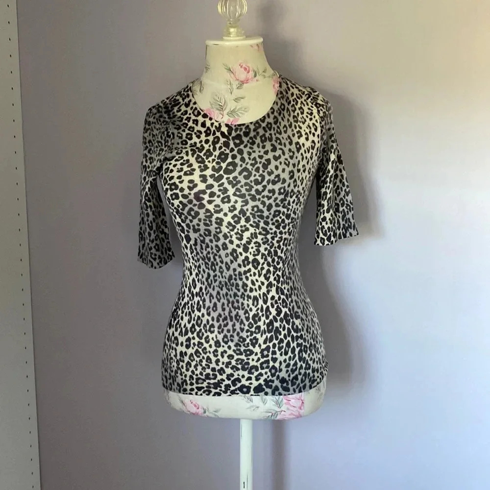 Pink tartan animal print 100% merino wool sweater size XS